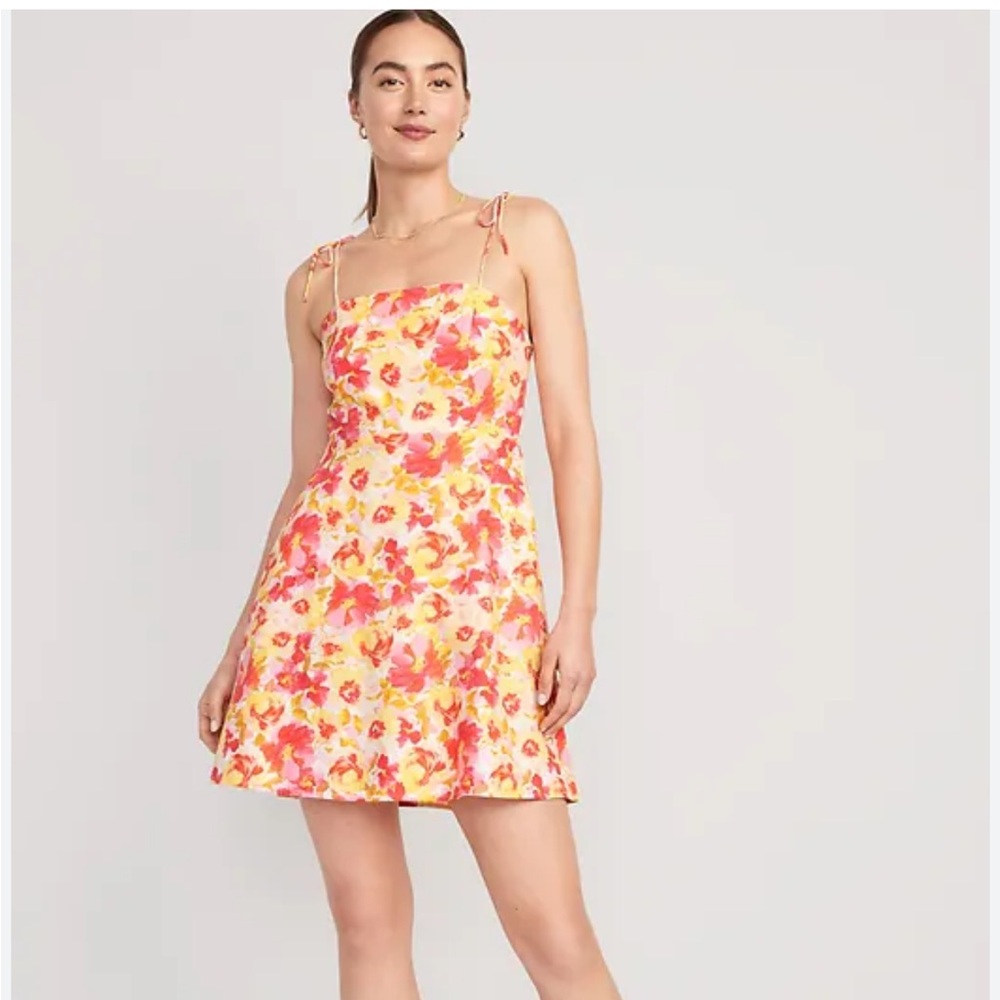 * 2 for $10* old navy Floral Spaghetti Strap Dress
